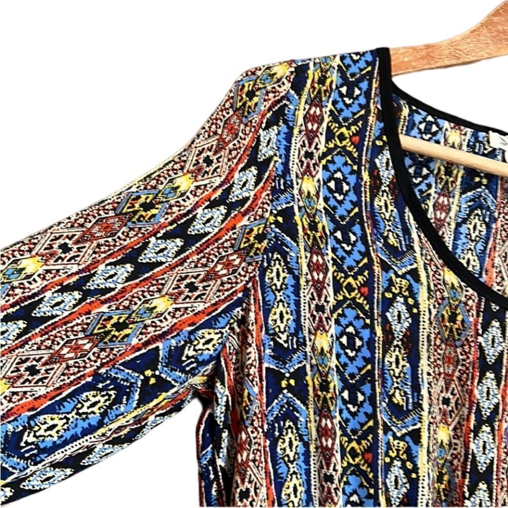3 for $30! R2D patterned dress‎ - Picture 4 of 6